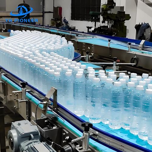 Latest company news about Simplifique sua linha de produção com o sistema automatizado de transporte de garrafas
